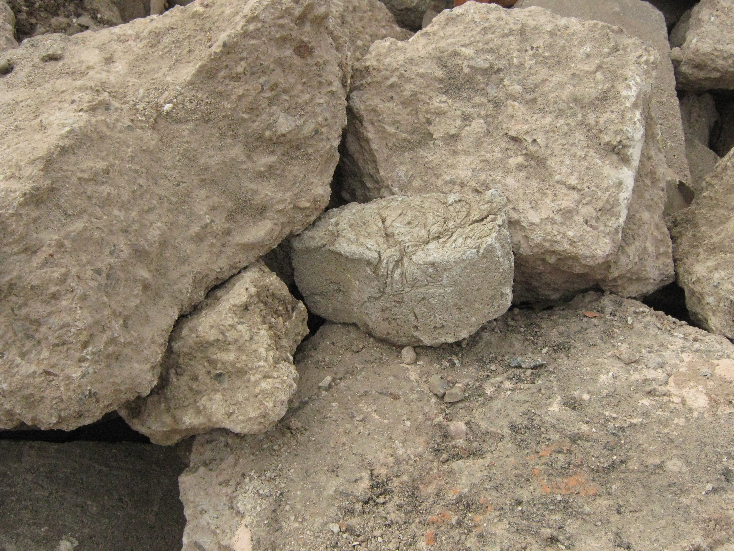 Betonbruch unbewehrt AVV-170101